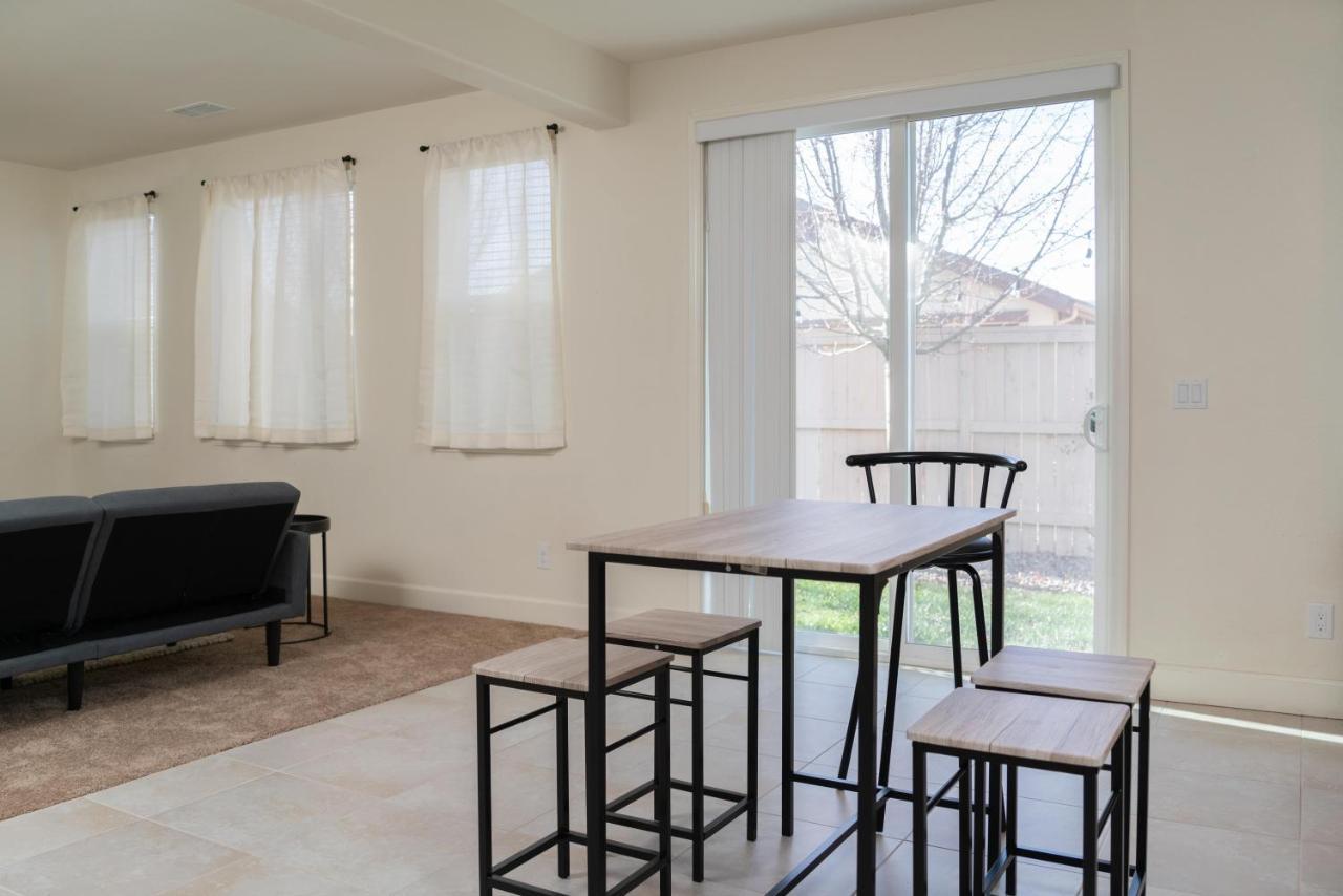 Dream Family Home In South Reno 4 Bed 30 Min To Lake Tahoe Buitenkant foto